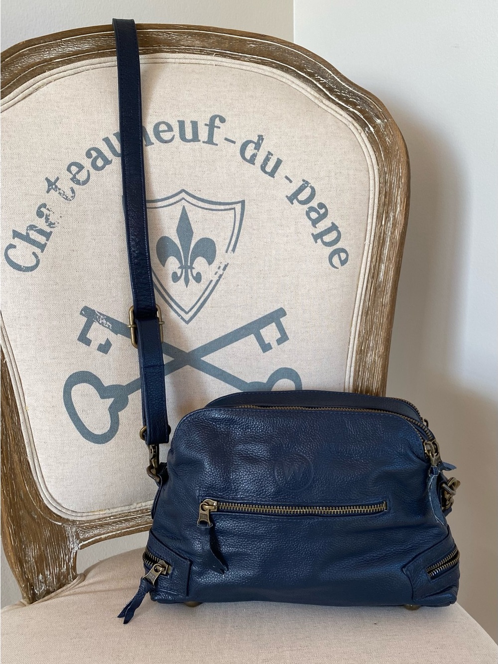 Wanderers Travel Co The Manhattan Crossbody in French Navy - Picture 5 of 10
